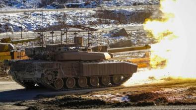 France's 2037 Leclerc Retirement Deadline Forces Quick Decision, Germany's Leopard Successor May Fill Gap 