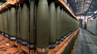 ​UK Defense Secretary Pledges Tens of Thousands More Artillery Shells for Ukraine