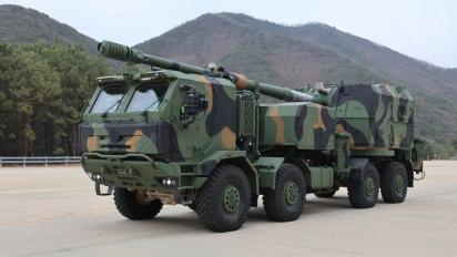 South Korea Reveals K9MH Wheeled Howitzer, New Rival to CAESAR, RCH 155