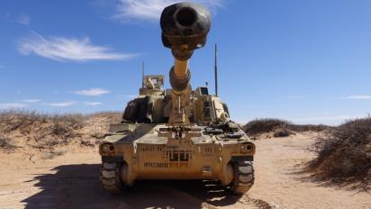 Next-Gen 155mm Projectiles Target 40 km for M777, M109 but Face Production Challenges
