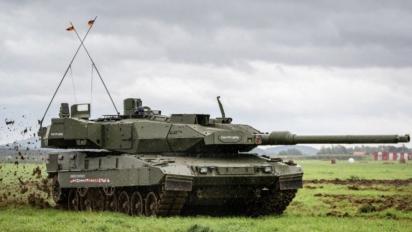 Lithuania Wants to Deploy 100 Newest Leopard 2A8 Tanks But the Plan Might Be Too Ambitious