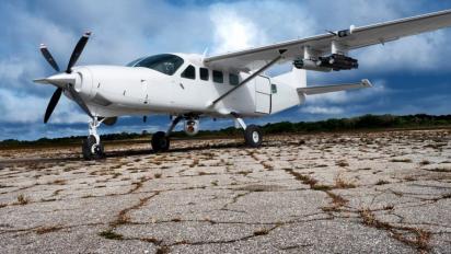 U.S. Uses F-35s and A-10s Against Shaheds While Perfect Low-Cost Hunter Sits Right There — Cessna C-208 