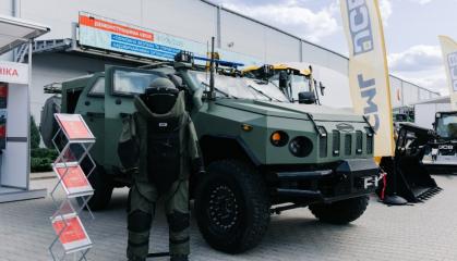 Novator in Three Configurations: Ukrainian Armor Turns Military Vehicle into a Versatile Multi-Role Platform