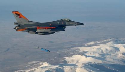 ​Turkish JDAM Rival GÖZDE Successfully Hits a Moving Target During Test