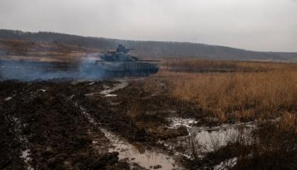 Ukrainian Forces are Figuring Out How to Combine Ground Robots With Tanks