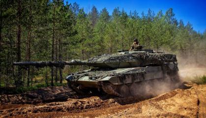 Germany’s Military Build-Up: 1,000 Leopard 2 Tanks and 2,500 Boxer APCs for NATO Defense