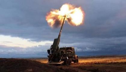 ​Ukraine’s Forces Recapture Snake Island - Bohdana Self-Propelled Howitzer Helps to Win (Video)