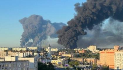 ​Moscow Region on Fire — Ukraine Attacked Warehouses and Refineries in Several Cities Near Capital of russia