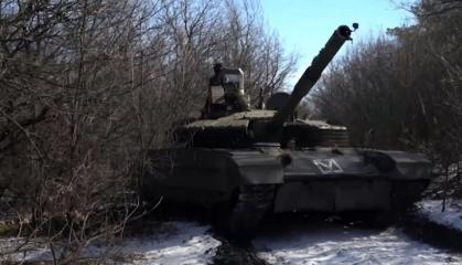 Russians Showed the Current Condition of Their T-80BVM Tanks