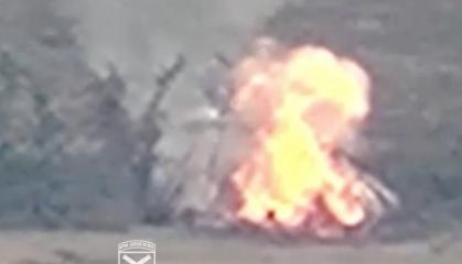 ​Ukraine's 44th Brigade Hunts Down Hidden russian Msta-B Howitzers With Attack Drones (Video)