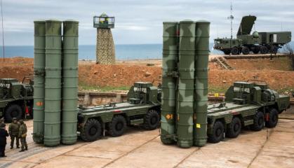 ​The Armed Forces of Ukraine Successfully Destroy 4 S-400 Missile Launchers, Radars, Air Defense Command Post and Rare Air Surveillance System in Crimea