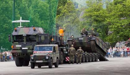 Robots, All-Terrain Vehicles and New APCs: Germany Reveals New Aid Package for Ukrainian Army