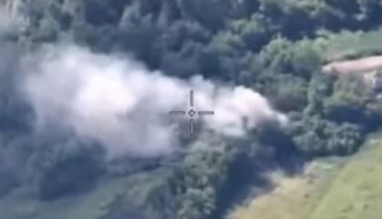 ​Ukrainian Border Guards Destroy russian D-30 Howitzer on the North Slobozhanske Front (Video)