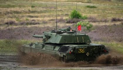 Unknown Drones Fly Over Ukrainians Training on Leopard Tanks in Germany​, After Year of Debate the Problem is Still Unsolved