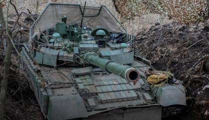 ​Ukrainian Tank Anti-Drone Protection Proves So Effective It's Replicated in Syria
