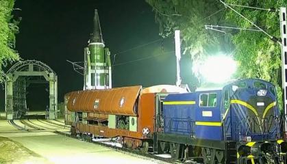India's Rail-Based Agni-P Missile Reflects Terrain Realities, While Rail Basing Remains Global Rarity 