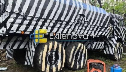 Facing Ukrainian AI Drones, russia Experiment with WWI Dazzle Camouflage on KamAZ Trucks, But Miss Point Entirely