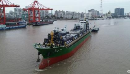 ​China Tests Air Defense Ship Made From Container Ship, SAM Container Launchers