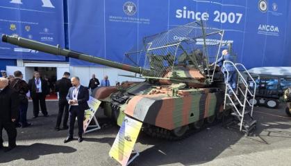 Romanian TR-85M1 Tanks Defenseless Against Drones at Exercises, Now TR-85M1R Copies Ukrainian Hood Solution​​​​​​​​​​​​​​​​
