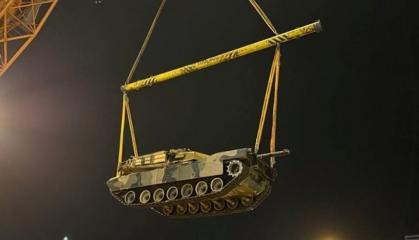 ​Australia Completes Delivery of All Promised M1A1 Abrams Tanks to Ukraine Despite Cancellation Threat