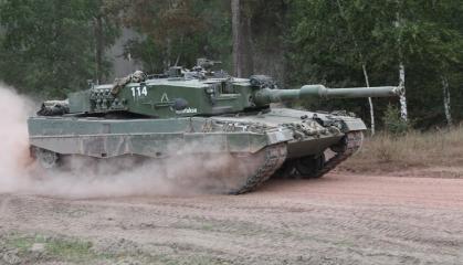 Switzerland Ready to Sell 25 Leopard 2 Tanks, as Long as They Don't Wind Up in Ukraine