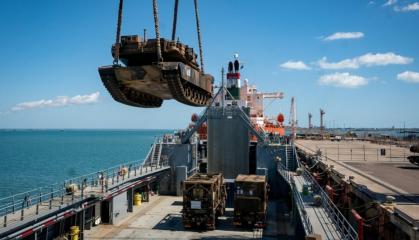 ​Australia Loadings American Abrams Tanks for Ukraine: How Many Will There Be, When to Expect Them on Battlefield