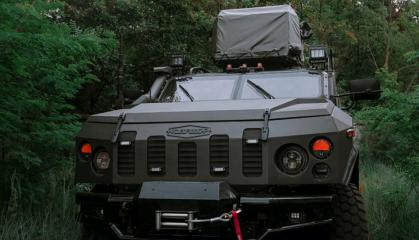 Ukrainian Novator Armored Vehicles Reinforce Omega Special Forces on the Hottest Frontlines
