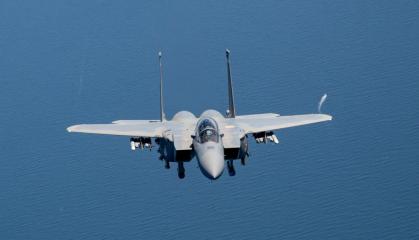 Boeing Discloses 2025 Delivery Figures for Apache, F-15, F/A-18, Chinook, and Poseidon