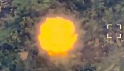 ​Ukrainian Drone and Artillery Teams Coordinate to Destroy russian Giatsint-B 152 mm Howitzer (Video)