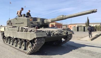 ​Why Western Weapons Arrive in Ukraine So Slowly: Spain's Experience with Leopard 2A4 Tanks
