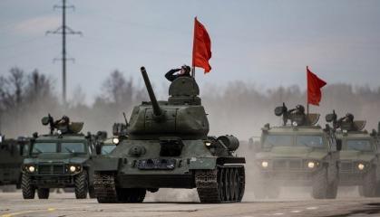 ​The russian army's Been Preparing T-34-85 Tank Crews Since 2021, There is Even a Separate Battalion in the Kantemir Division