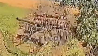 ​Ukrainian Border Guard Drones Destroy russian Tank Before It Can Open Fire (Video)