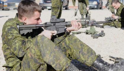 Canada Decides to Supply Lethal Weapons and Ammunition to Ukraine for the First Time