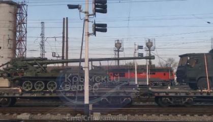 North Korean Koksan Guns and M1991 MLRS Support Vehicles Were Spotted on Military Train in Crimea (Photo)