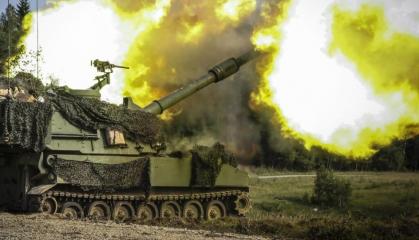 US Promised to Deliver M109A6 Paladin Howitzers in Ukraine, And Here They Are