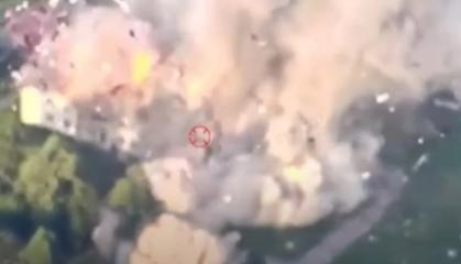 ​​Ukrainian Aircraft Pulverized Location of a russian Military Unit