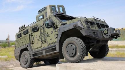 ​While the Pentagon Seeks an Unarmored Hybrid ISV-Heavy, U.S. Experts Say It Should Learn from Ukraine