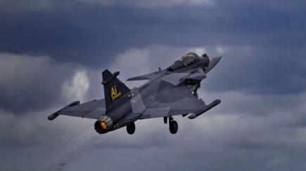 Sweden's 2027 Fighter Demonstrator Flight Starts Path To 2030s Decision: Solo Or Join? 