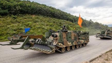 ​Republic of Korea Hands Over the K600 Rhino Combat Engineering Vehicles to Ukraine