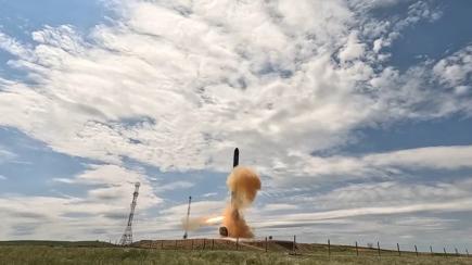How Long russia Prepared Latest RS-28 Sarmat Launch and Why Its Deployment Drags On 
