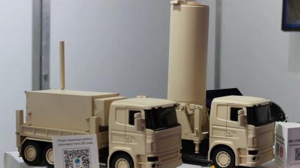Japan Showcases Unusual Cylindrical NEC-LR-02T AESA Radar: Key Advantages and Its Appeal to Middle East