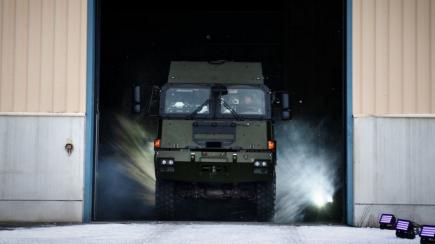 Sweden Receives First Archer On Rheinmetall 8x8 Chassis, Abandoning Swedish Volvo Platform 