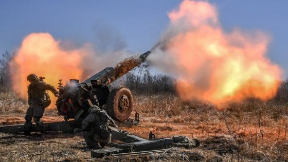 Digging In Doesn't Help Anymore? Two russian D-30 Howitzers Went Underground, Still Got Destroyed