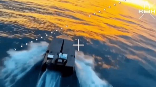 Defense Express' Weekly Review: russia Unveils Skorlupa USV, Colombia Chooses Gripen Aircraft, Moscow Copies Ukrainian Hood, U.S. Expands Missile Production