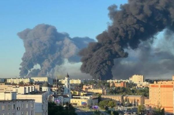 ​Moscow Region on Fire — Ukraine Attacked Warehouses and Refineries in Several Cities Near Capital of russia