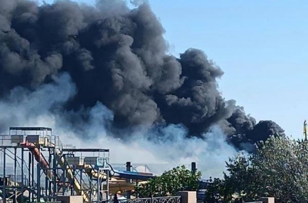 Ukraine Strikes Fuel Tanks at Yeysk Oil Loading Complex in russia