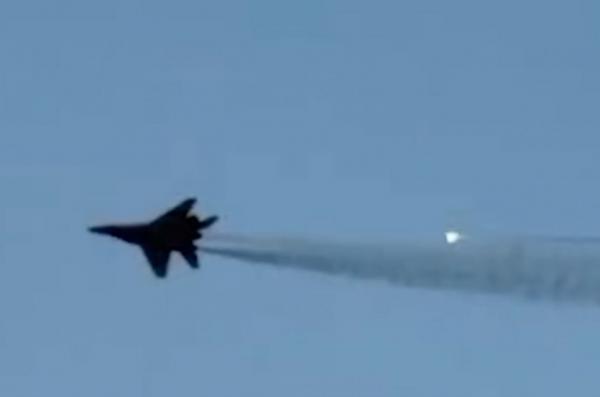 ​Ukrainian Pilots Use Anti-Radiation Missiles to Suppress russian Air Defenses (Video)