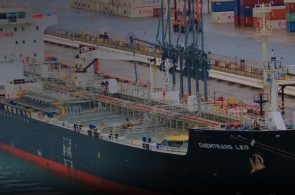 ​Ukrainian USVs Strike russian Marquise Oil Tanker with AIS Turned Off
