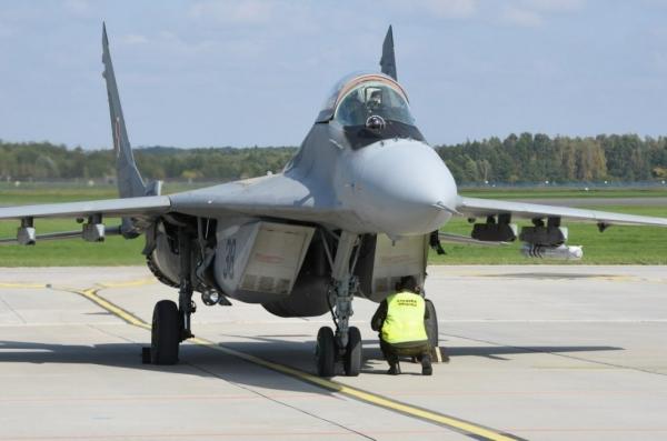 Why Poland Having 14 MiG-29s Can Sell Ukraine Just Up to 9 Jets in Exchange for Technology