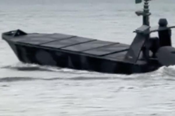 ​Ukrainian Barracuda USVs Launch FPV Drones to Destroy russian Landing Party in Kherson Region (Video)